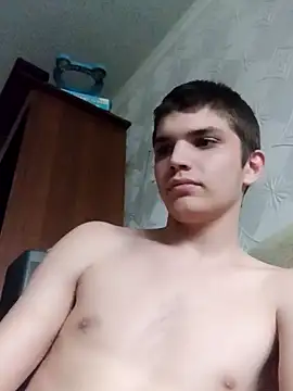 BradPierce live sex cam