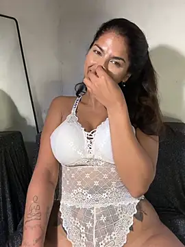 chicachocolate01's cam snapshot