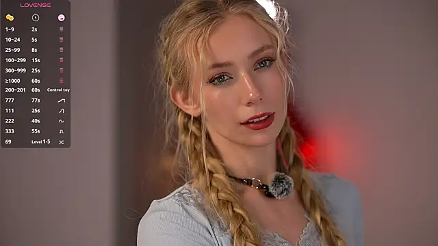 Vika54784 live sex cam