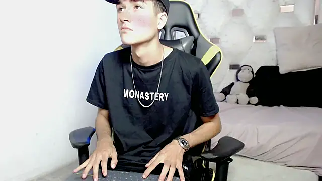 johnny_cagee live sex cam