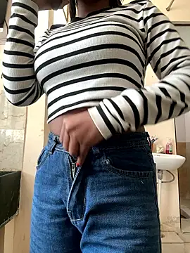 Dilnaazz live sex cam