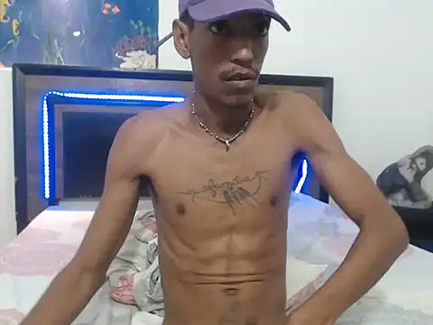 AlbertBigCock live sex cam