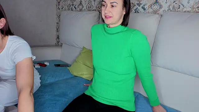 Helen198705 live sex cam