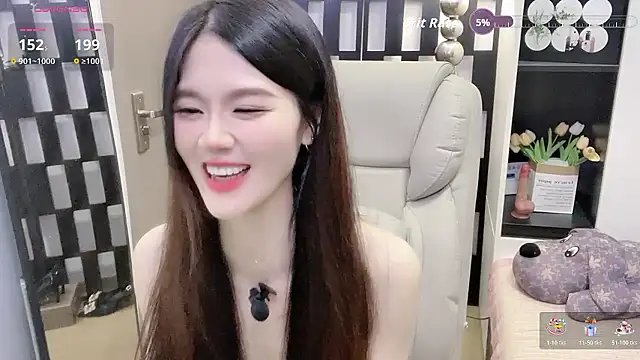 Yueyue-MM live sex cam