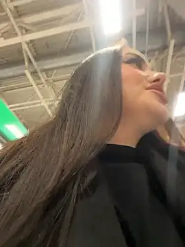 KiraSunshine live sex cam