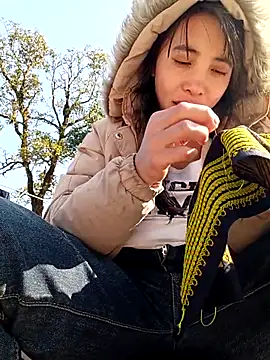 emaame68's cam snapshot