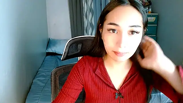 SweetLilly_18 live sex cam