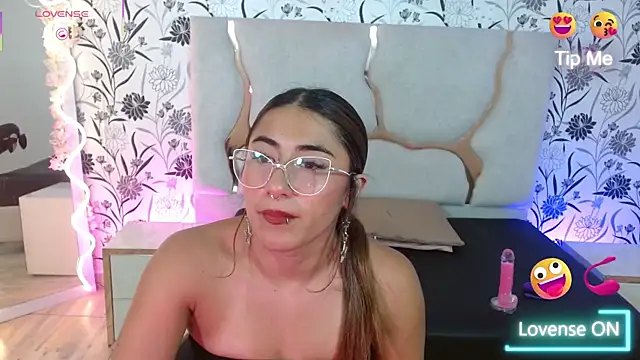 Livglow_tay's cam snapshot