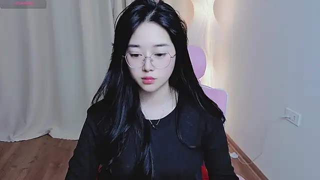 Miu-999 live sex cam