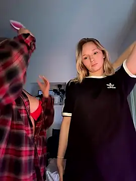 RollDolls's cam snapshot