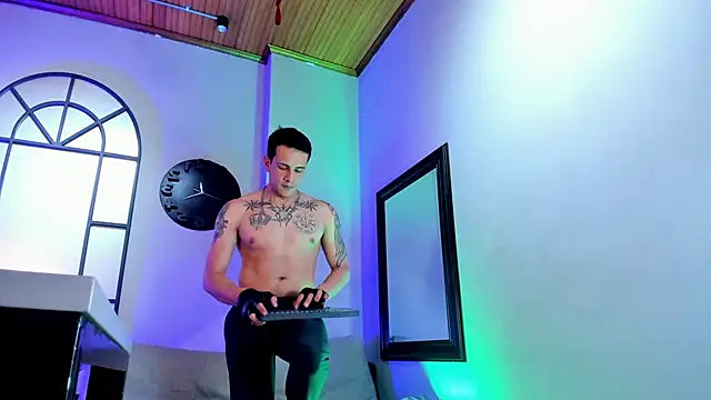 Dustin_Sonne's cam snapshot