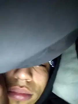 AlexAlejandro13's cam snapshot