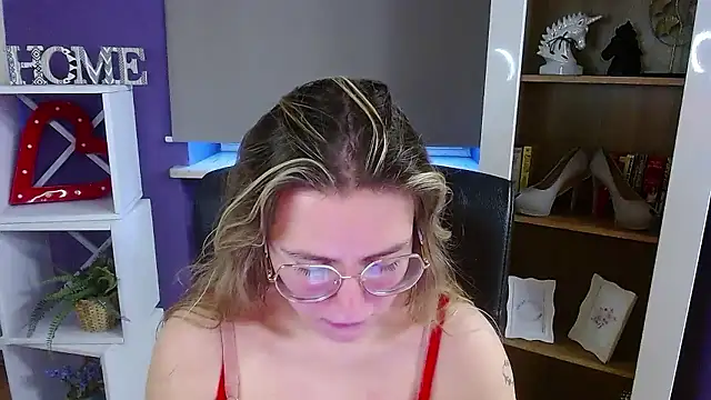 Zoey_Erotic live sex cam