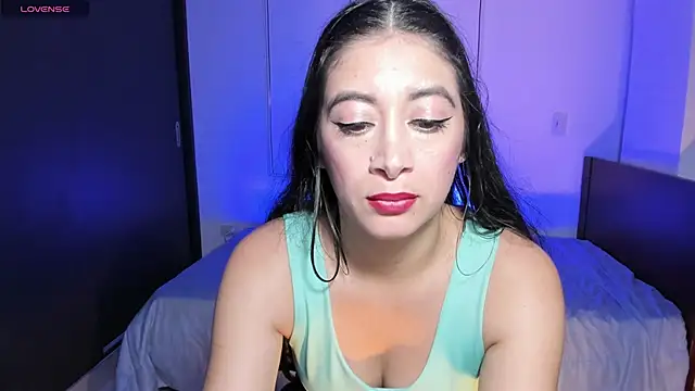 MeganWhite3's cam snapshot