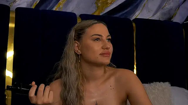 Chloe_GraceeX live sex cam