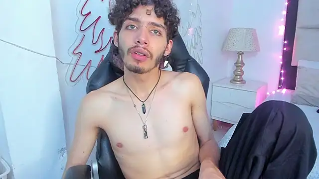 JojoBraando live sex cam