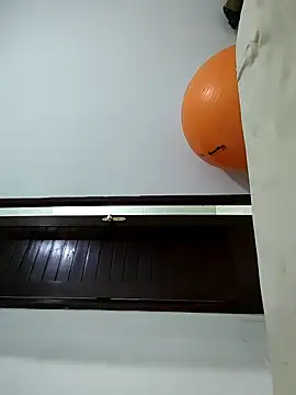 young_hot_baby live sex cam