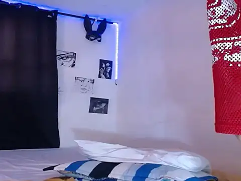 YourSecretCraving's cam snapshot