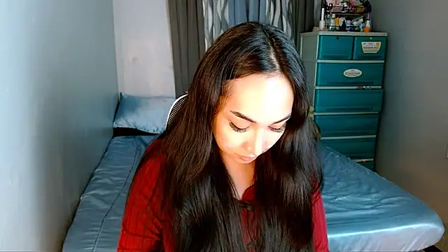 SweetLilly_18 live sex cam