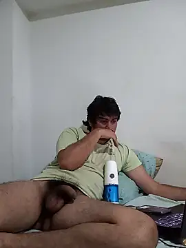 biglatin80 live sex cam