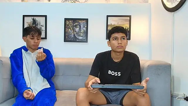 AVENGER_BOYS2026 live sex cam