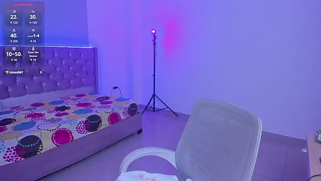 kitty_violet11's cam snapshot