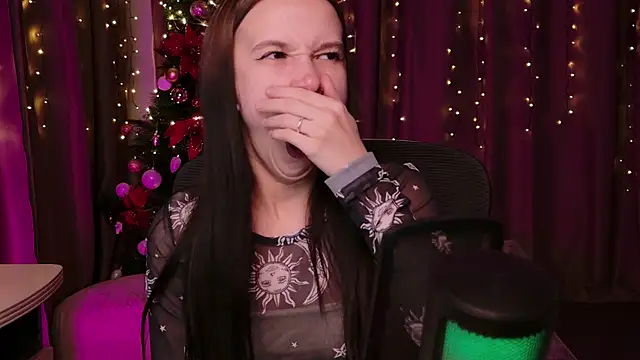 LilithStrangfor live sex cam