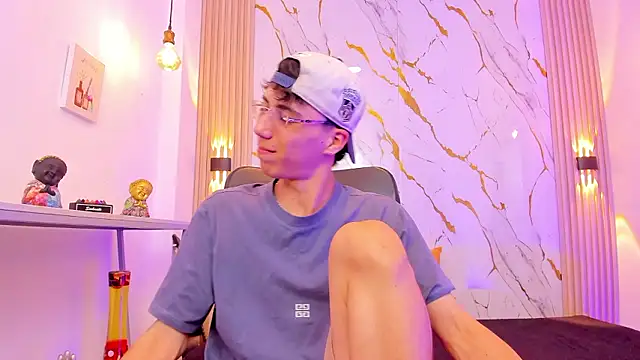 Nikolay_Gregori's cam snapshot