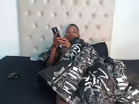 Leo_203 live sex cam