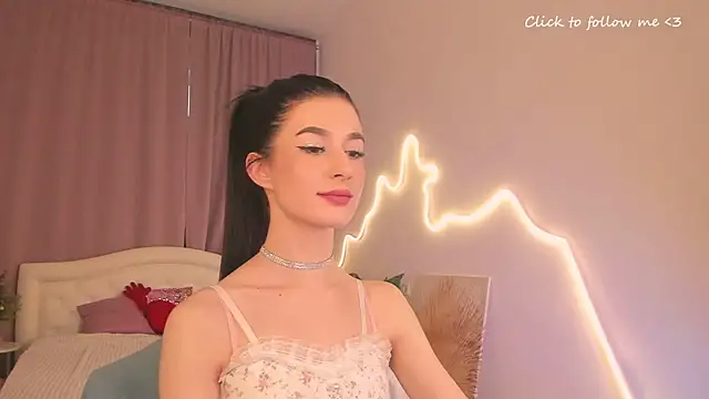 LauraCoy live sex cam