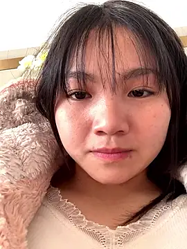 Emlyly-18's cam snapshot