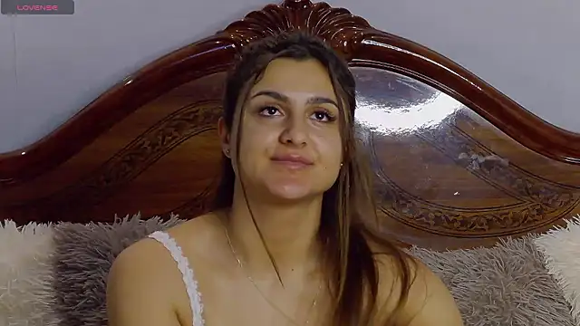 NicolePlay live sex cam