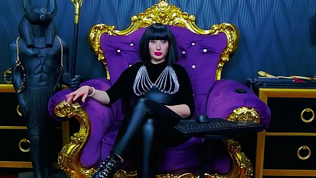 LaraMaeve live sex cam