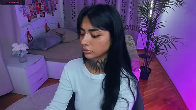 CharimgSabrina live sex cam