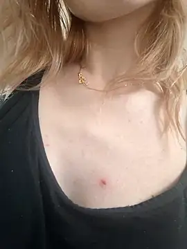 JuliBant666 live sex cam