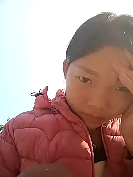 Thao201 live sex cam