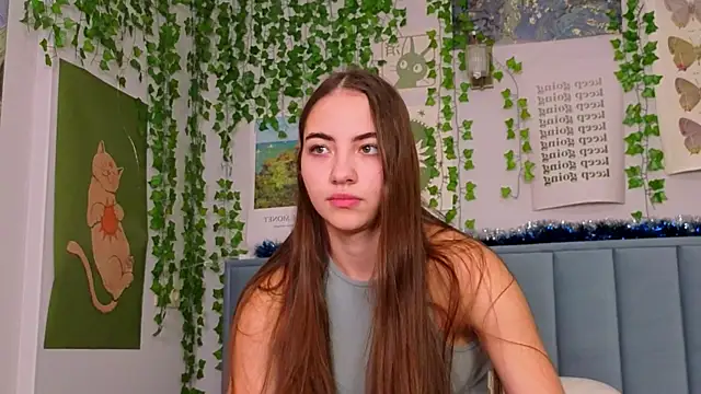 Fit_Brunette_ live sex cam