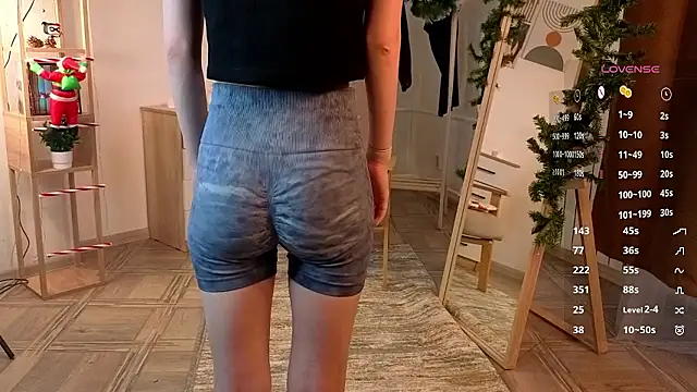 TiannaBorlace live sex cam