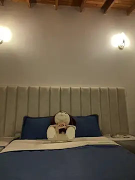 Mia_Roswell's cam snapshot