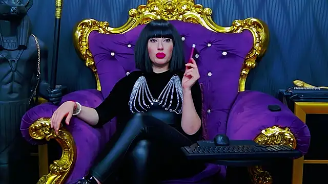 LaraMaeve's cam snapshot