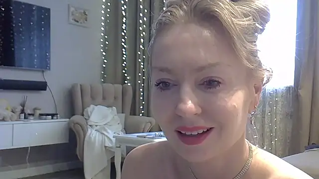 ZarinaSwift live sex cam