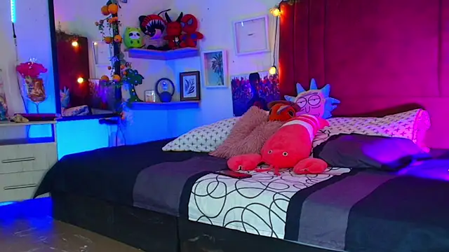 alisson_zafiro_'s cam snapshot