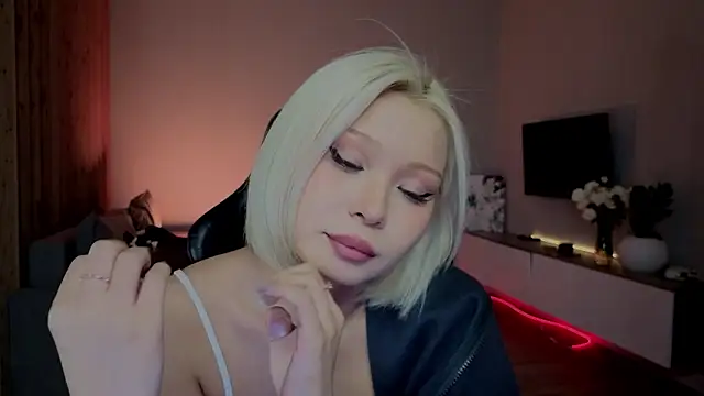 RileyMee live sex cam