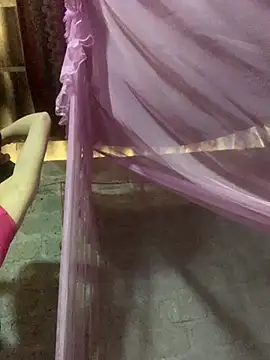 Naalyy's cam snapshot