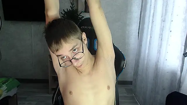 glasses_cat live sex cam