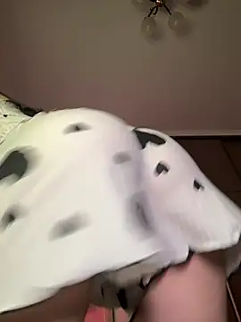 LuxBrunette_'s cam snapshot