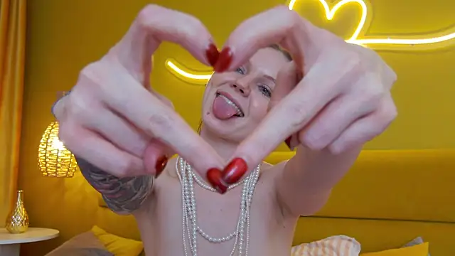 lessysweety's cam snapshot