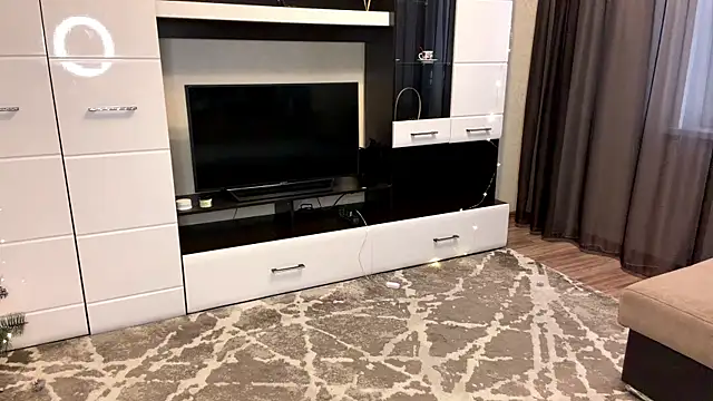 ElgaBlumer's cam snapshot