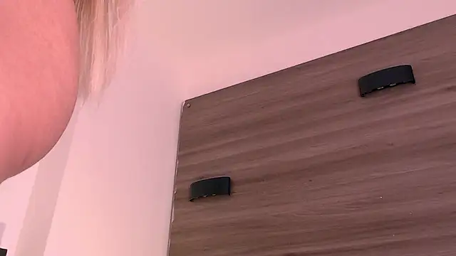 SashaNova live sex cam