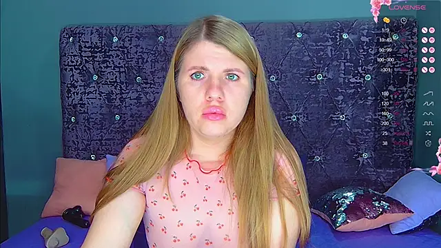 NoraBigAss live sex cam